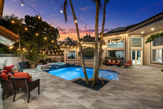 6595 NW 32nd Terrace, Boca Raton, FL 33496
