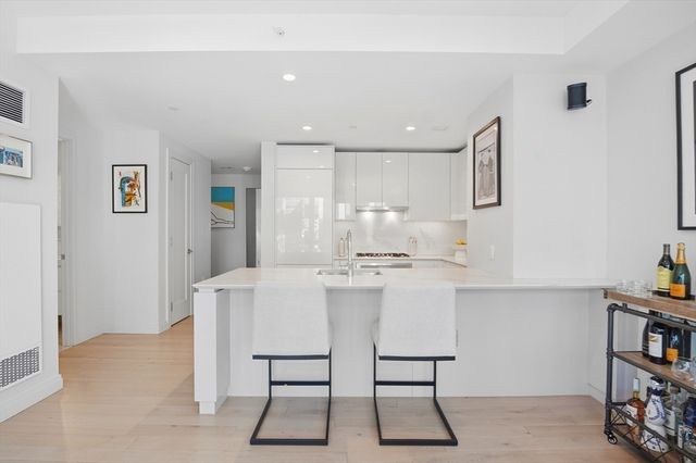 135 Seaport Blvd 1007, Boston, MA 02210