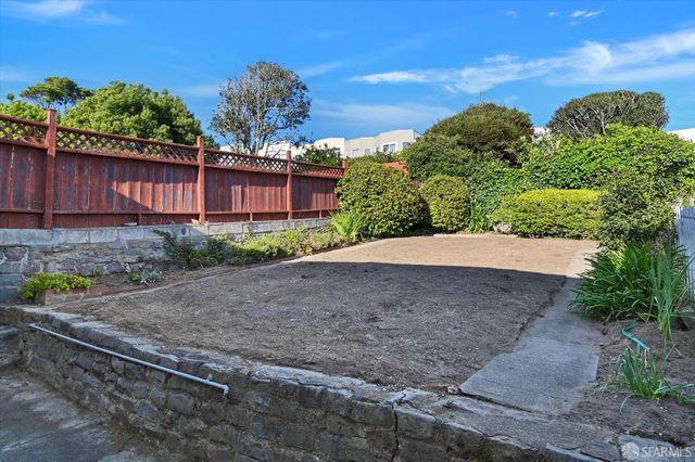 2246 26th Avenue, San Francisco, CA 94116