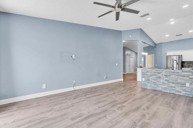 9735 CYPRESS SHADOW AVENUE, Tampa, FL 33647