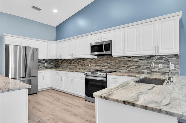 9735 CYPRESS SHADOW AVENUE, Tampa, FL 33647