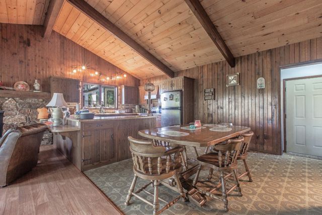 745 Valleywood Heights Drive, Howard, OH 43028