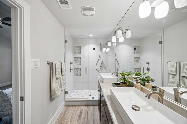 732 Creek Valley Court, Allen, TX 75002