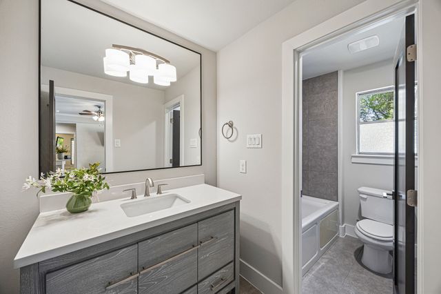 732 Creek Valley Court, Allen, TX 75002