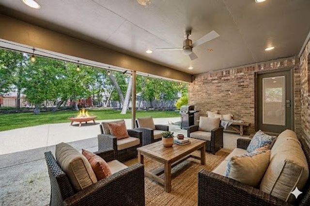 732 Creek Valley Court, Allen, TX 75002