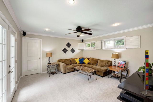 1111 Clovis Road, Houston, TX 77008