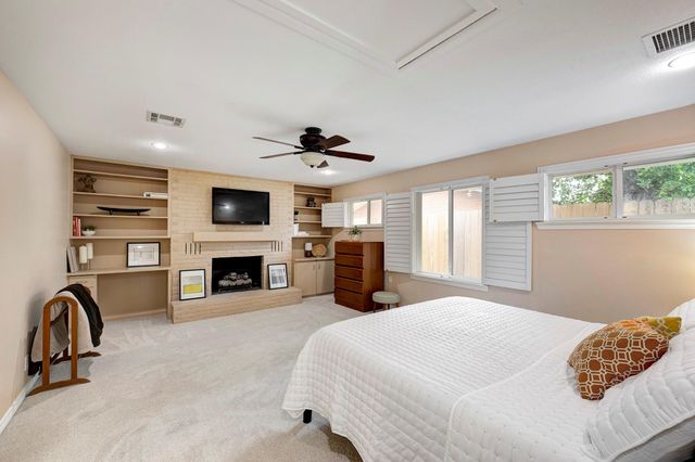 1111 Clovis Road, Houston, TX 77008