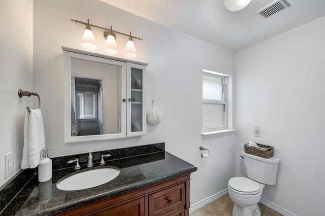 1111 Clovis Road, Houston, TX 77008