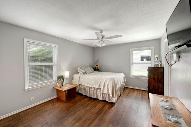 1111 Clovis Road, Houston, TX 77008