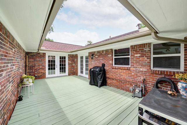1111 Clovis Road, Houston, TX 77008