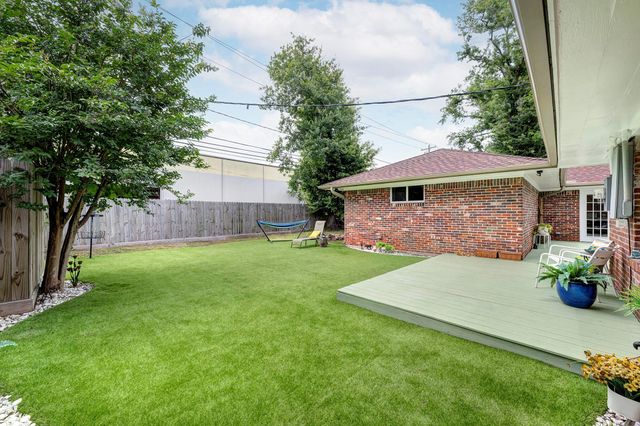 1111 Clovis Road, Houston, TX 77008