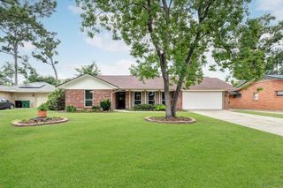 1111 Clovis Road, Houston, TX 77008