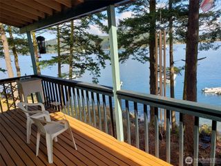 497 Chinook Way, Center Island, WA 98261