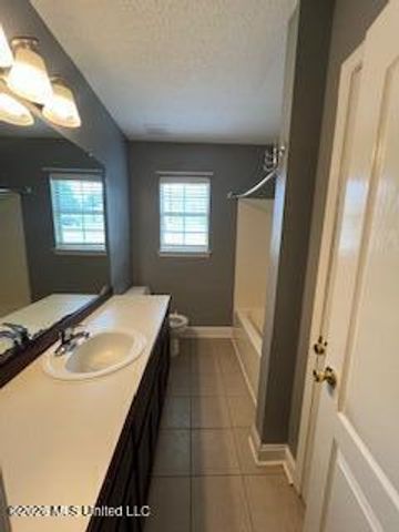 11121 Bayview Lane, Biloxi, MS 39532
