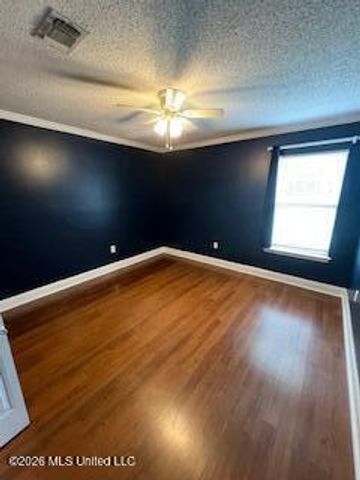 11121 Bayview Lane, Biloxi, MS 39532