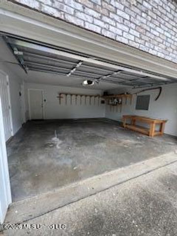 11121 Bayview Lane, Biloxi, MS 39532