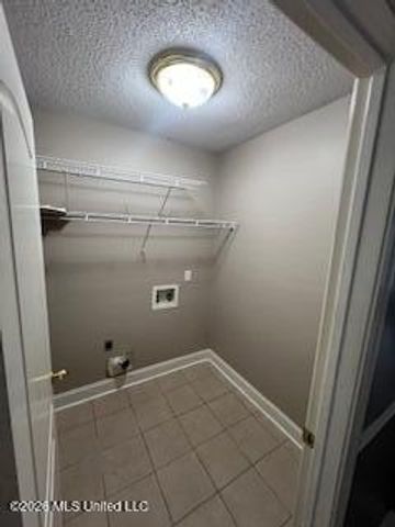 11121 Bayview Lane, Biloxi, MS 39532