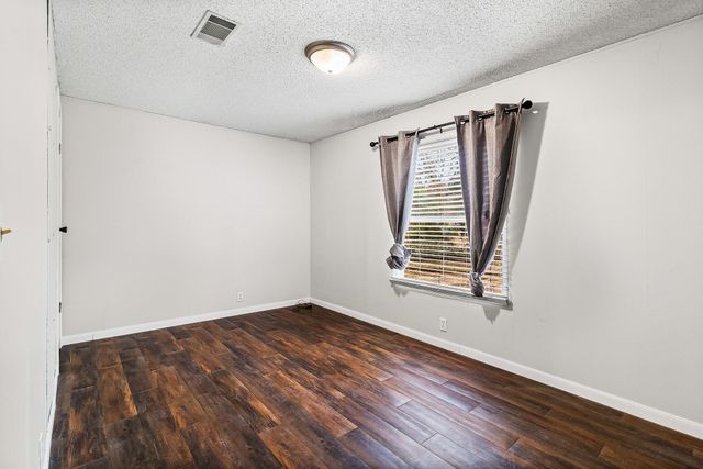 1687 Timberline Drive, Onalaska, TX 77360