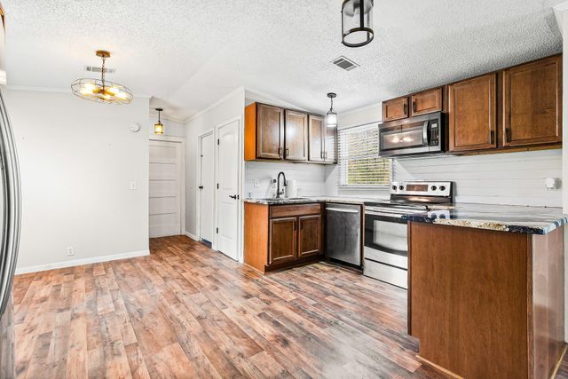 1687 Timberline Drive, Onalaska, TX 77360