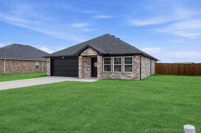 3439 Little John Drive, Durant, OK 74701