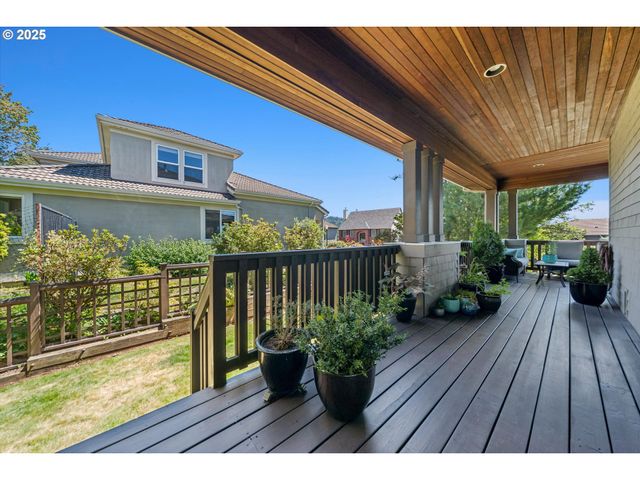 2323 Nw PINNACLE Dr, Portland, OR 97229