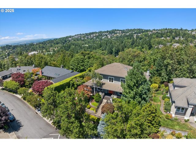 2323 Nw PINNACLE Dr, Portland, OR 97229