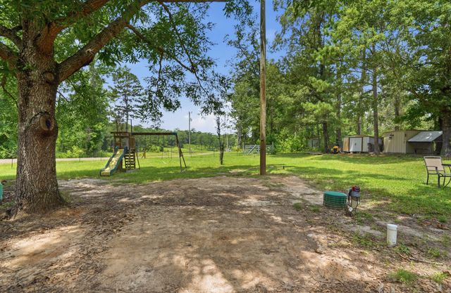 1639 Lake Vernon, Leesville, LA 71446