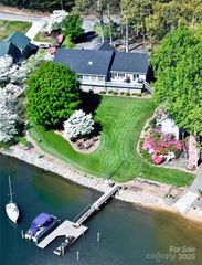 214 Lakeview Shores Loop, Mooresville, NC 28117