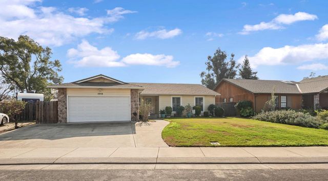 1050 Bradford Cir, Lodi, CA 95240