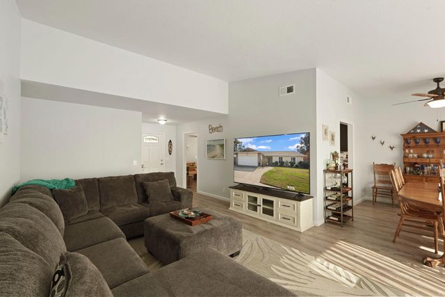 1050 Bradford Cir, Lodi, CA 95240