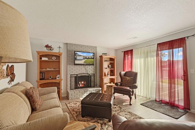 1050 Bradford Cir, Lodi, CA 95240