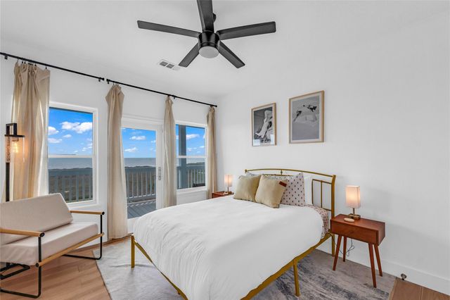 112 Ocean Shore Drive, Crystal Beach, TX 77650