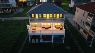 112 Ocean Shore Drive, Crystal Beach, TX 77650