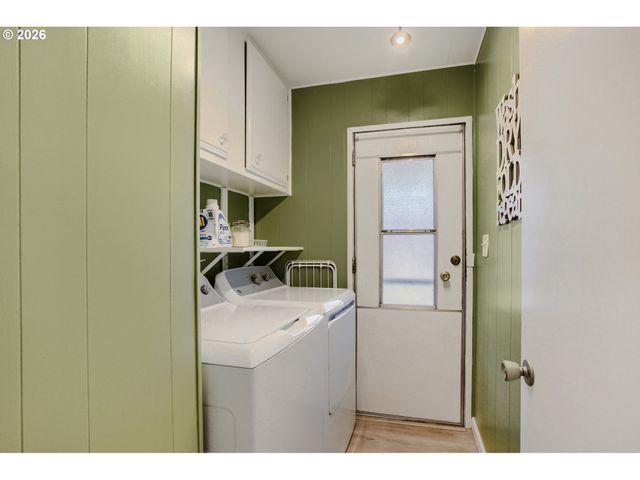 11524 Sw ROYAL VILLA Dr, Tigard, OR 97224