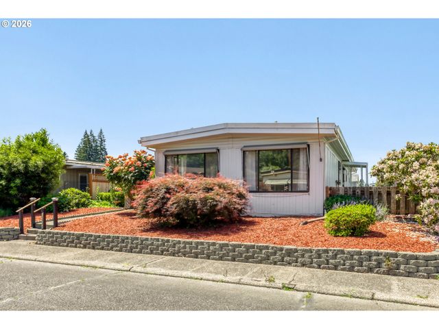 11524 Sw ROYAL VILLA Dr, Tigard, OR 97224