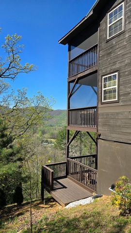 299 Bethabara View, Hayesville, NC 28904