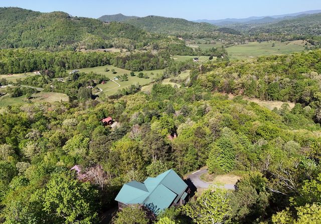 299 Bethabara View, Hayesville, NC 28904