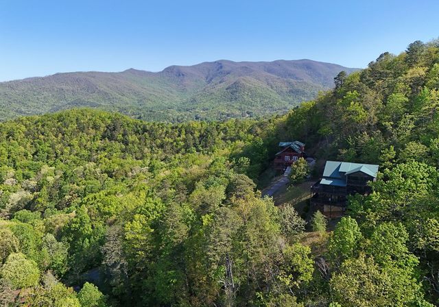 299 Bethabara View, Hayesville, NC 28904