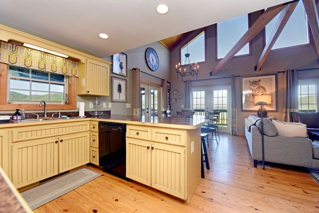 299 Bethabara View, Hayesville, NC 28904