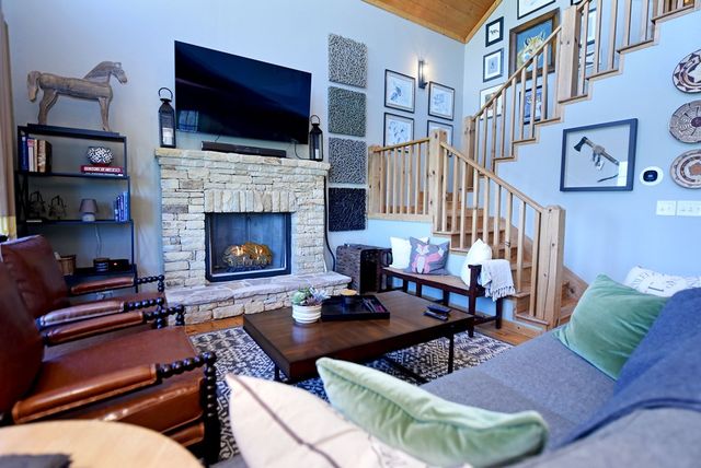 299 Bethabara View, Hayesville, NC 28904