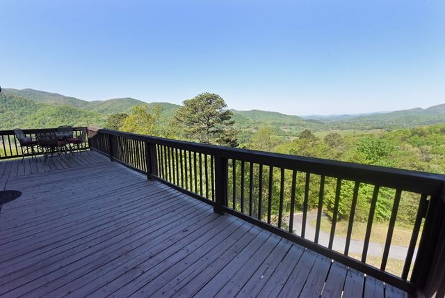 299 Bethabara View, Hayesville, NC 28904