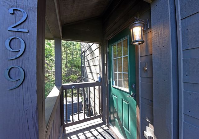 299 Bethabara View, Hayesville, NC 28904