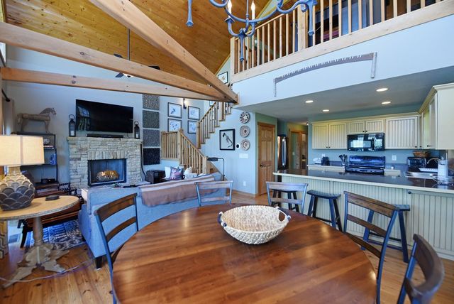 299 Bethabara View, Hayesville, NC 28904