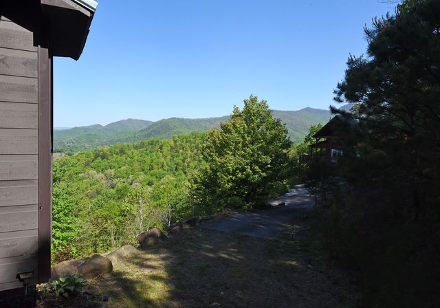 299 Bethabara View, Hayesville, NC 28904