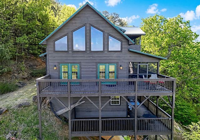 299 Bethabara View, Hayesville, NC 28904