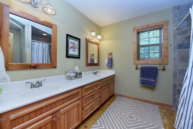 299 Bethabara View, Hayesville, NC 28904