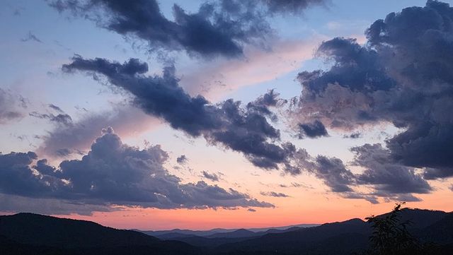 299 Bethabara View, Hayesville, NC 28904