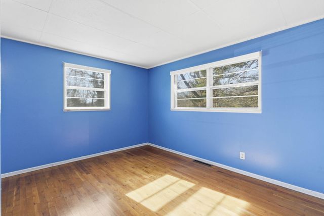 2314 S Farm Road 123, Springfield, MO 65807