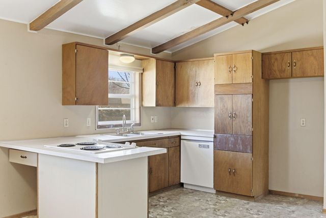 2314 S Farm Road 123, Springfield, MO 65807