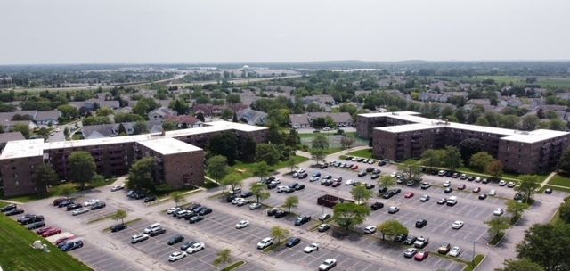 1460 Fairlane Drive 229, Schaumburg, IL 60193
